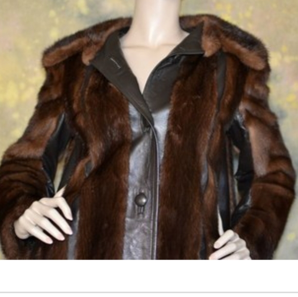 REAL FUR DARK MINK FUR AND GENUINE LEATHER COAT SIZE SMALL - Picture 6 of 6